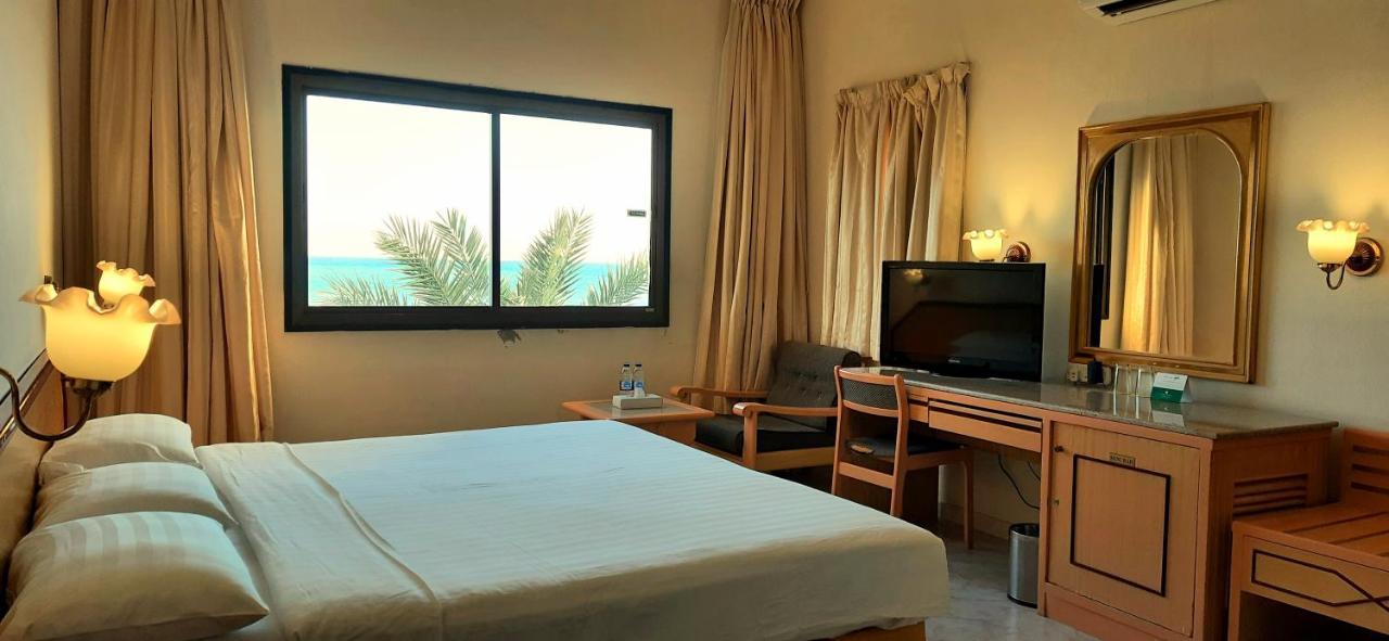 Resort Sur Beach Holiday Екстер'єр фото