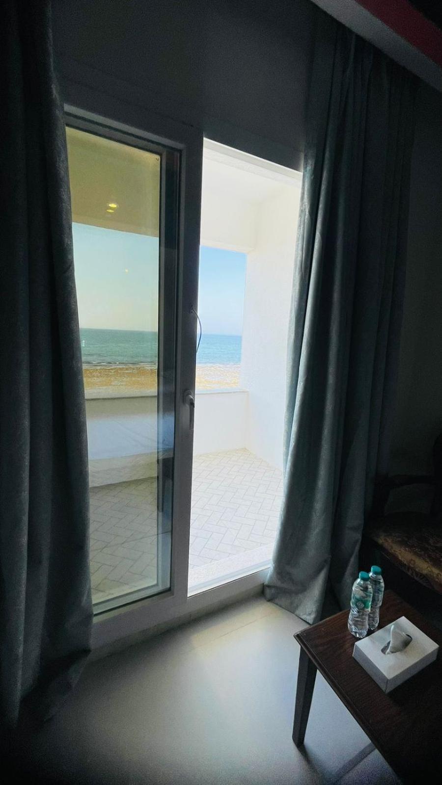 Resort Sur Beach Holiday Екстер'єр фото